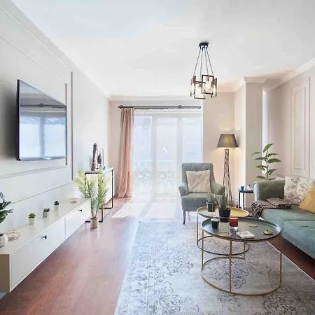 Modern And Close To Center Apartamento *